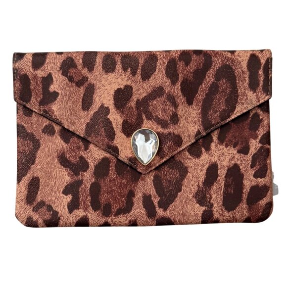 ipsy Handbags - Ipsy Leopard Print Cosmetic Bag Snap Closure Synthetic Makeup Pouch Faux Jewel